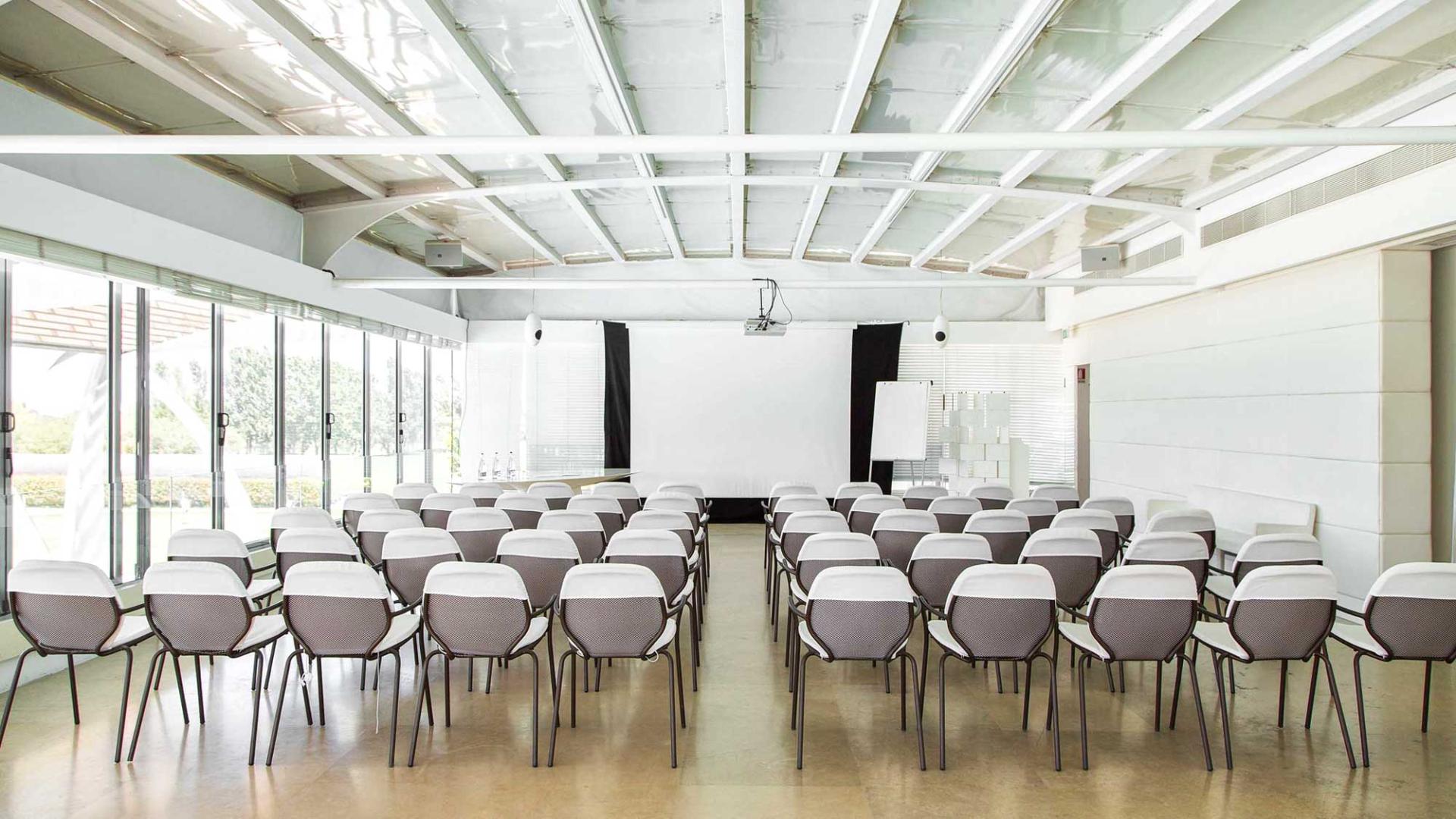 La sala meeting panoramica per le sessioni di deep work